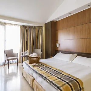 **** Hotel Carrobbio Italia